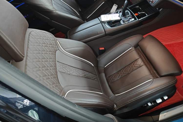 Used BMW 7 Series 2019 Restyled 730Li M Sport Package Right Front Seat