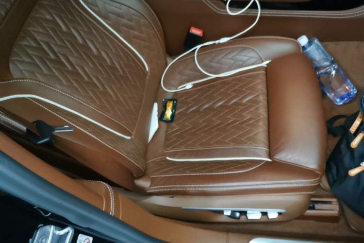 Used BMW 7 Series 2019 Updated 740Li Luxury Version M Sport Package Right Front Seat