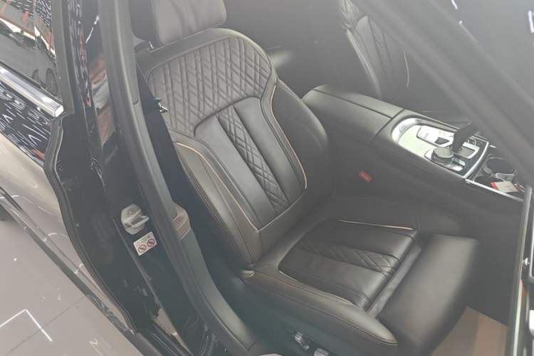 Used BMW 7 Series 2019 730Li M Sport Package Right Front Seat