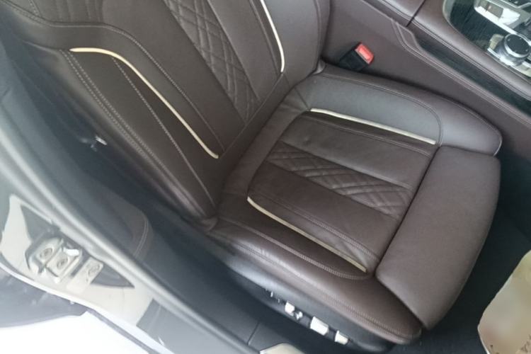 Used BMW 7 Series 2019 Restyled 730Li M Sport Package Right Front Seat