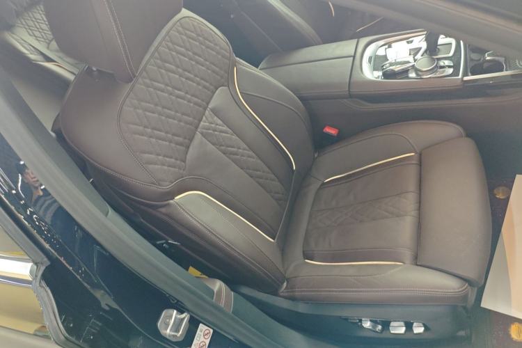 Used BMW 7 Series 2019 Restyled 730Li M Sport Package Right Front Seat