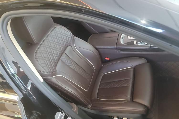 Used BMW 7 Series 2019 Updated 730Li Luxury Package Right Front Seat