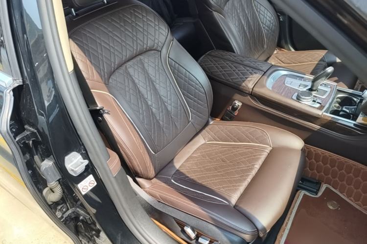 Used BMW 7 Series 2019 740Li Luxury Edition with Premium Package Right Front Seat