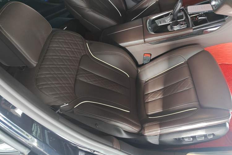 Used BMW 7 Series 2019 Restyled 730Li M Sport Package Right Front Seat