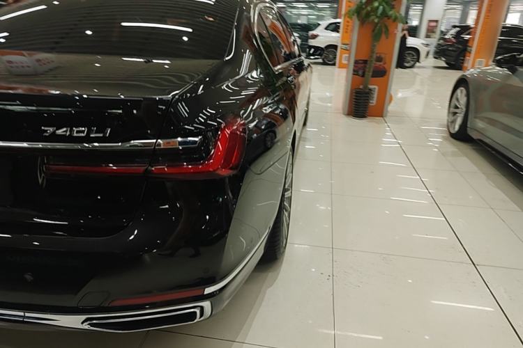 Used BMW 7 Series 2019 Restyled 740Li Leading Luxury Package Right Rear Taillight