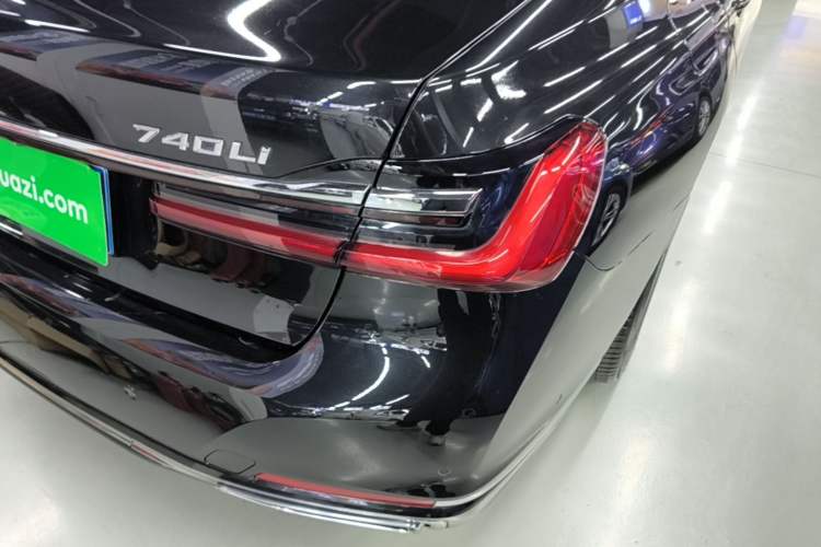 Used BMW 7 Series 2019 Updated 730Li Luxury Package Right Rear Taillight