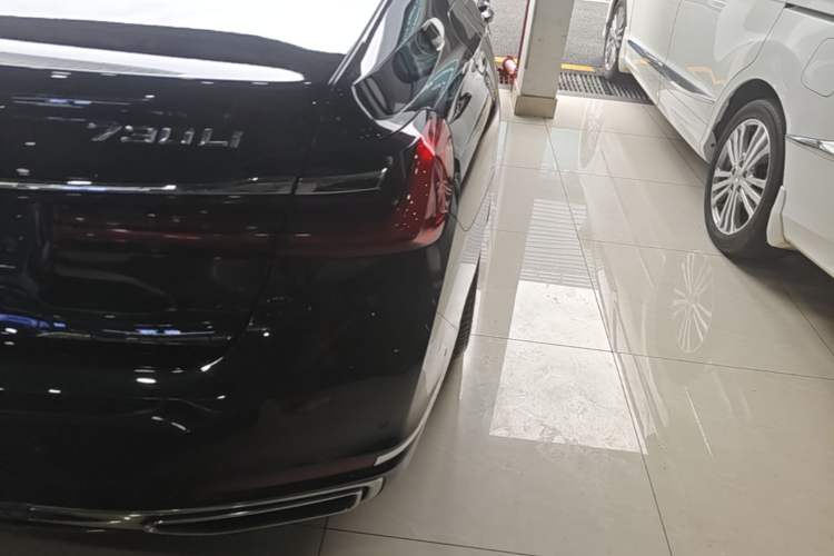 Used BMW 7 Series 2019 Updated 730Li Luxury Package Right Rear Taillight