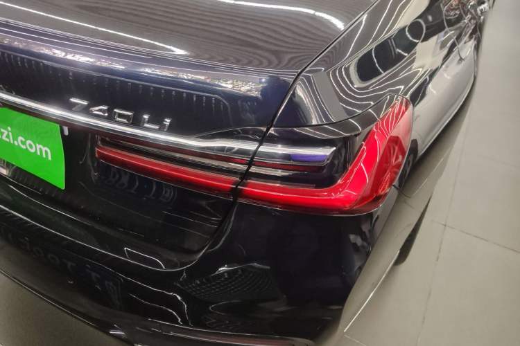 Used BMW 7 Series 2019 Restyled 740Li Leading Edition M Sport Package Right Rear Taillight