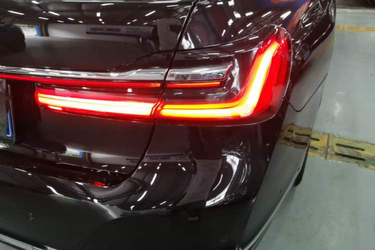 Used BMW 7 Series 2019 Restyled 740Li Leading Luxury Package Right Rear Taillight