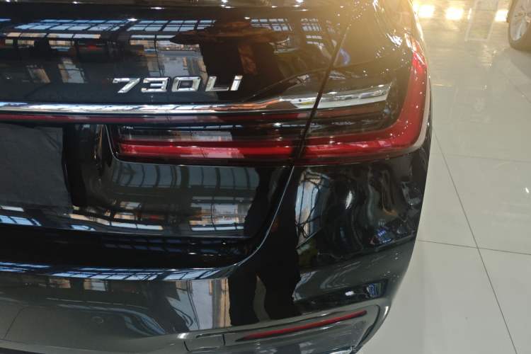 Used BMW 7 Series 2019 Restyled 730Li M Sport Package Right Rear Taillight