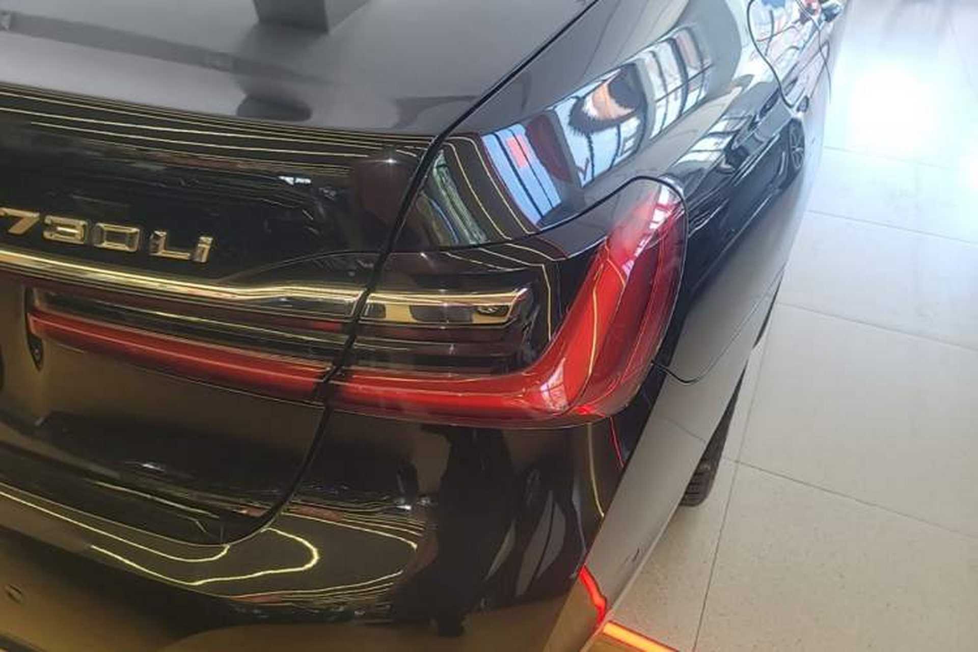 Used BMW 7 Series 2019 Updated 730Li Luxury Package Right Rear Taillight