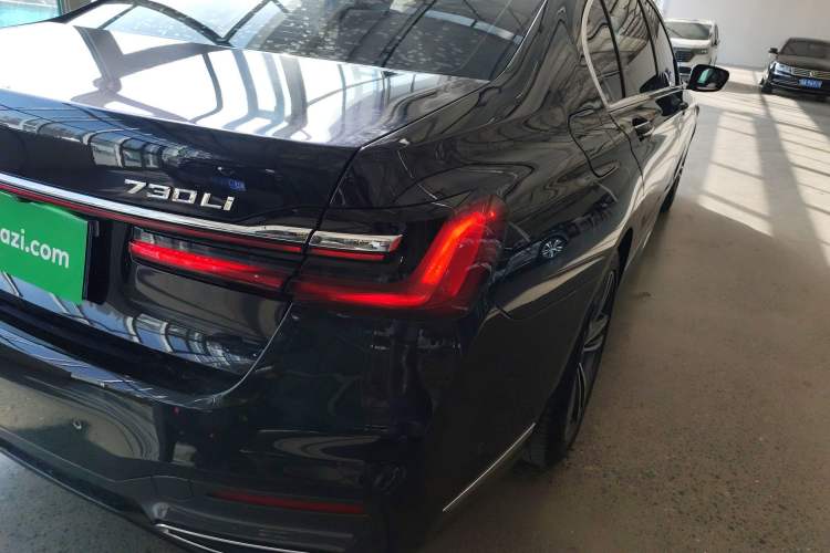 Used BMW 7 Series 2019 Restyled 730Li M Sport Package Right Rear Taillight