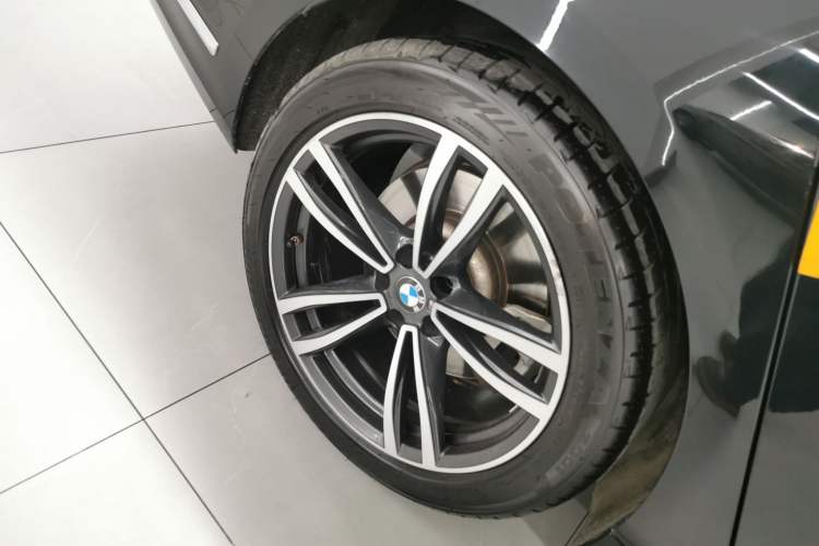 Used BMW 7 Series 2019 Restyled 730Li M Sport Package Right Rear Wheel Hub