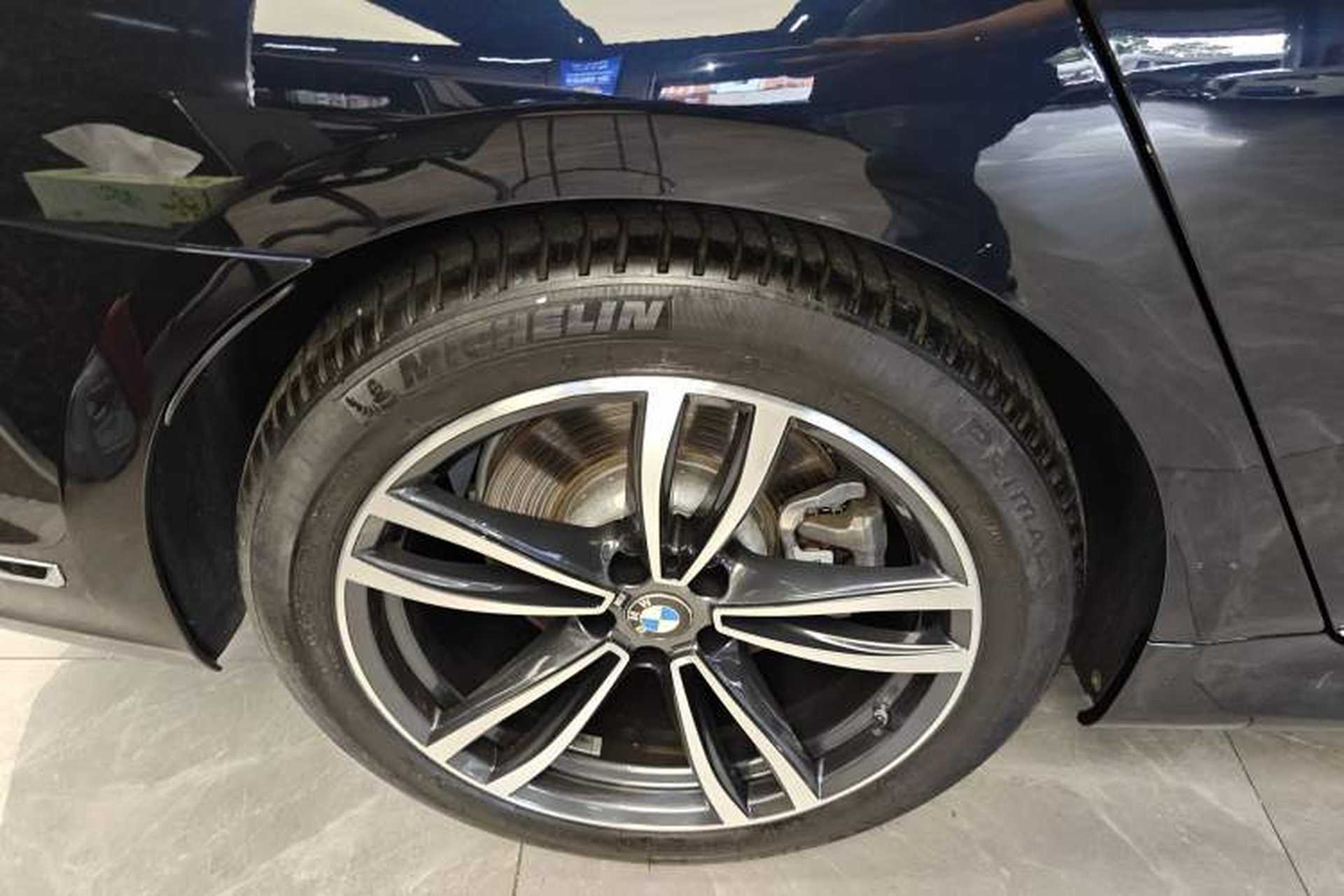 Used BMW 7 Series 2019 Restyled 730Li M Sport Package Right Rear Wheel Hub