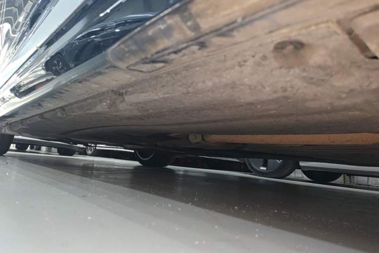 Used BMW 7 Series 2019 Restyled 740Li Leading Edition M Sport Package Right Side Sill