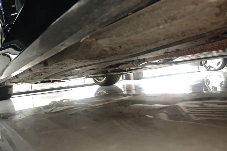 Used BMW 7 Series 2019 Updated 730Li Luxury Package Right Side Sill