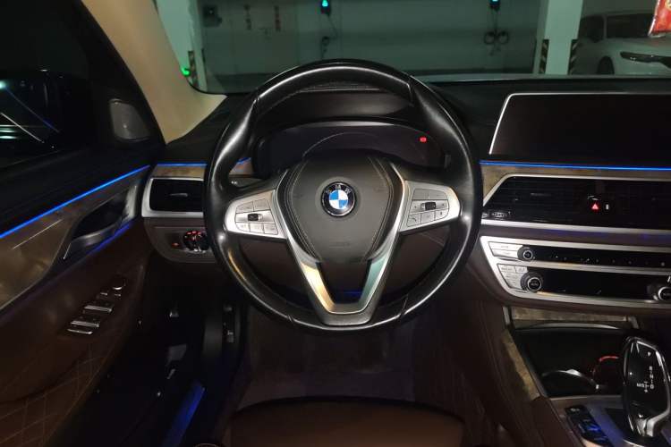 Used BMW 7 Series 2019 Restyled 740Li Leading Luxury Package Steering Wheel