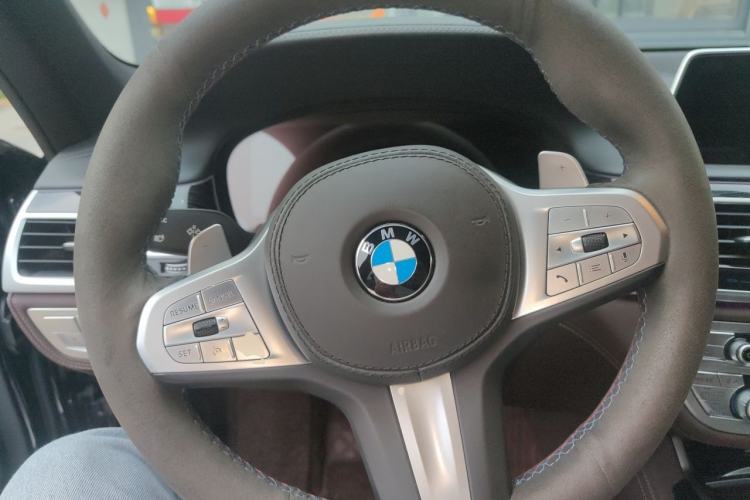 Used BMW 7 Series 2019 740Li Luxury Edition M Sport Package Steering Wheel