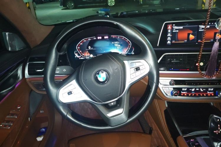 Used BMW 7 Series 2019 740Li xDrive Executive Luxury Package Steering Wheel