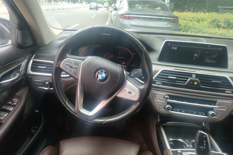 Used BMW 7 Series 2019 730Li Luxury Package Steering Wheel