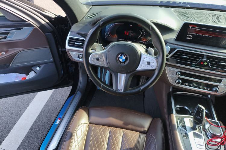Used BMW 7 Series 2019 740Li Leading Model M Sport Package Steering Wheel