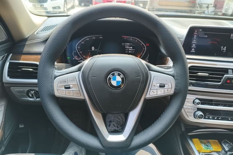 Used BMW 7 Series 2019 740Li Luxury Edition with Premium Package Steering Wheel