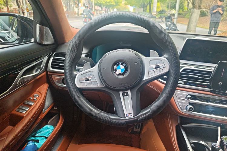 Used BMW 7 Series 2019 Restyled 740Li xDrive Executive M Sport Package Steering Wheel