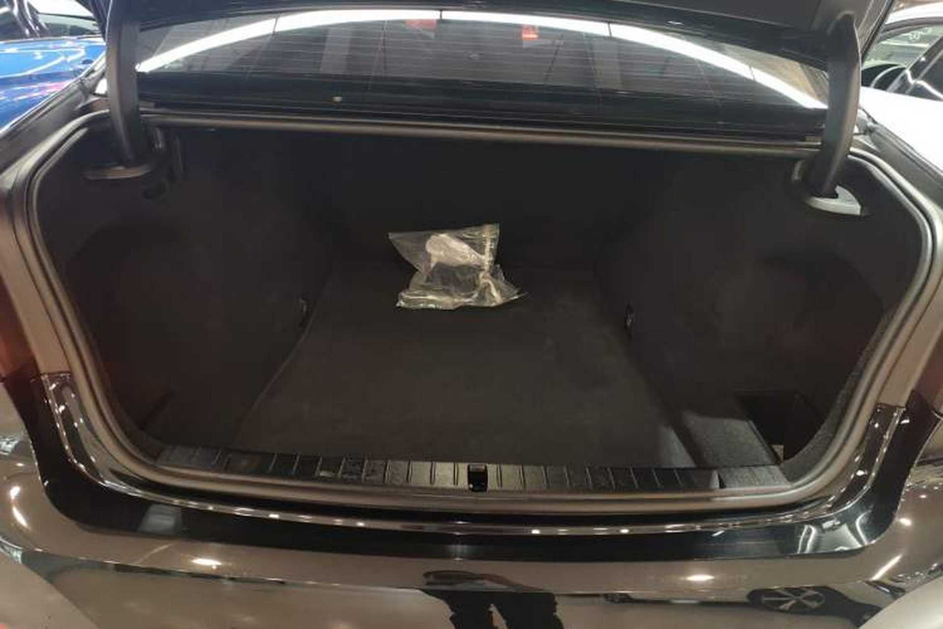 Used BMW 7 Series 2019 Updated 730Li Luxury Package Trunk