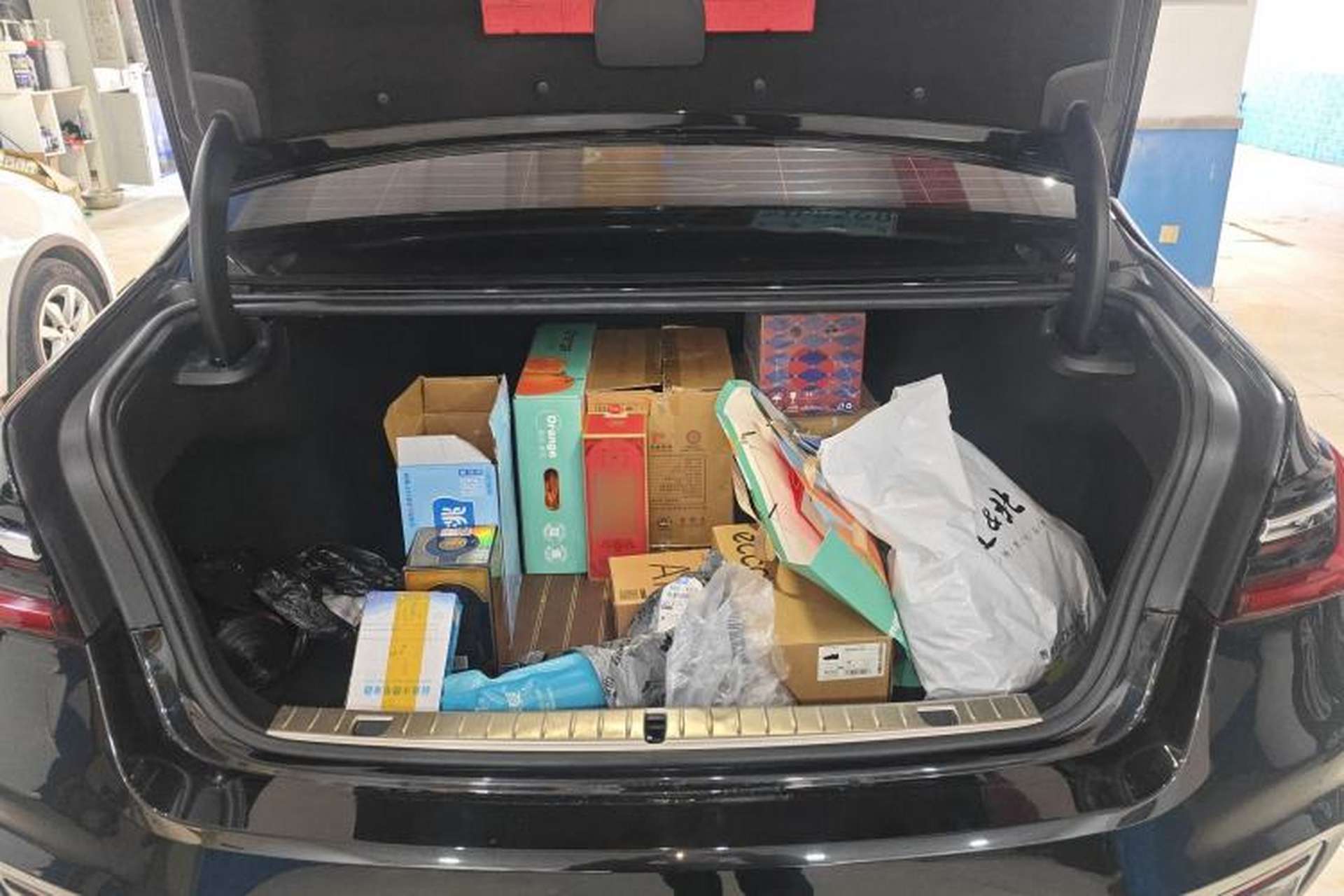 Used BMW 7 Series 2019 Restyled 730Li M Sport Package Trunk