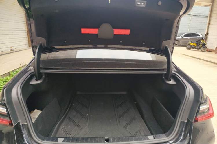 Used BMW 7 Series 2019 Restyled 730Li M Sport Package Trunk