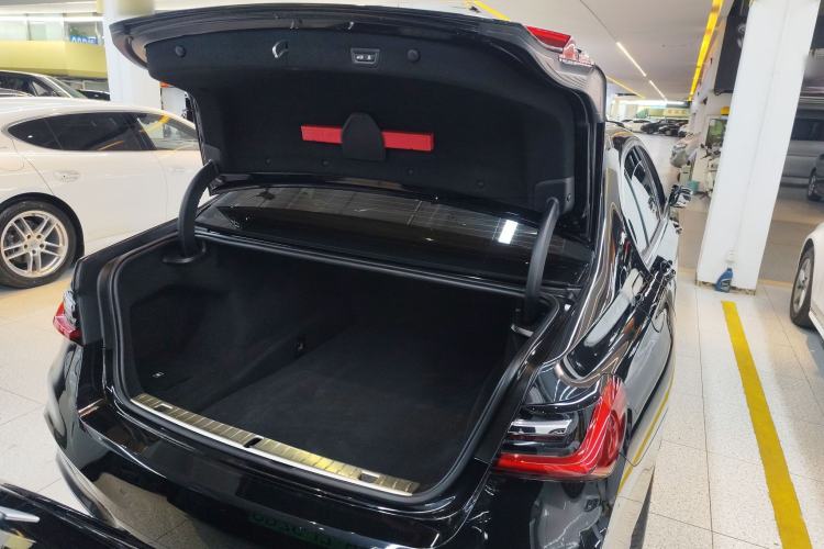 Used BMW 7 Series 2019 Restyled 740Li xDrive Executive M Sport Package Trunk