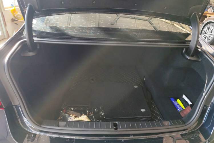Used BMW 7 Series 2019 Restyled 730Li M Sport Package Trunk