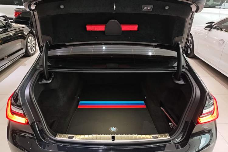 Used BMW 7 Series 2019 Refresh M760Li xDrive V12 Luxury Package Trunk