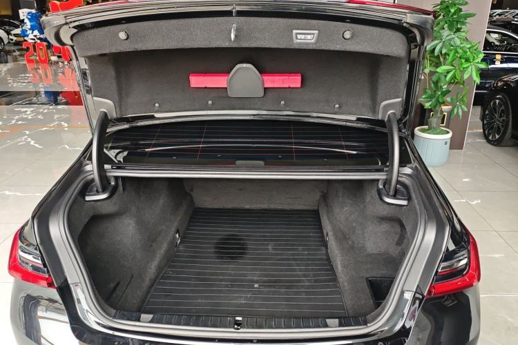Used BMW 7 Series 2019 Updated 730Li Luxury Package Trunk