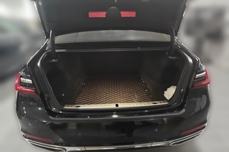 Used BMW 7 Series 2019 740Li Leading Edition Luxury Package Trunk