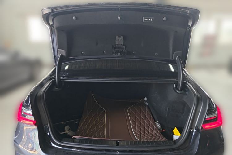 Used BMW 7 Series 2019 Restyled 730Li M Sport Package Trunk