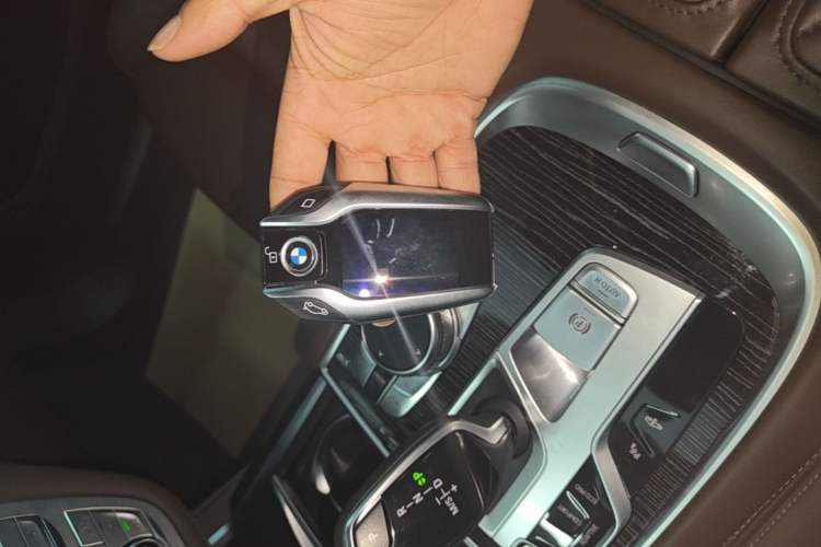 Used BMW 7 Series 2019 Restyled 740Li Leading Edition M Sport Package Vehicle Key