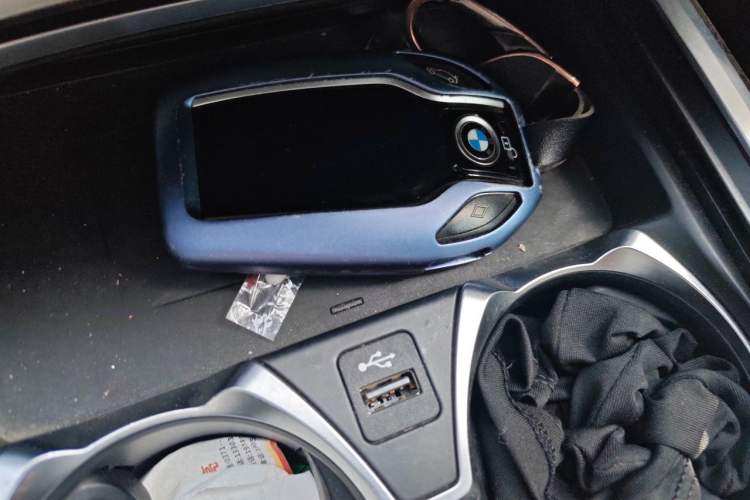 Used BMW 7 Series 2019 740Li Leading Model M Sport Package Vehicle Key