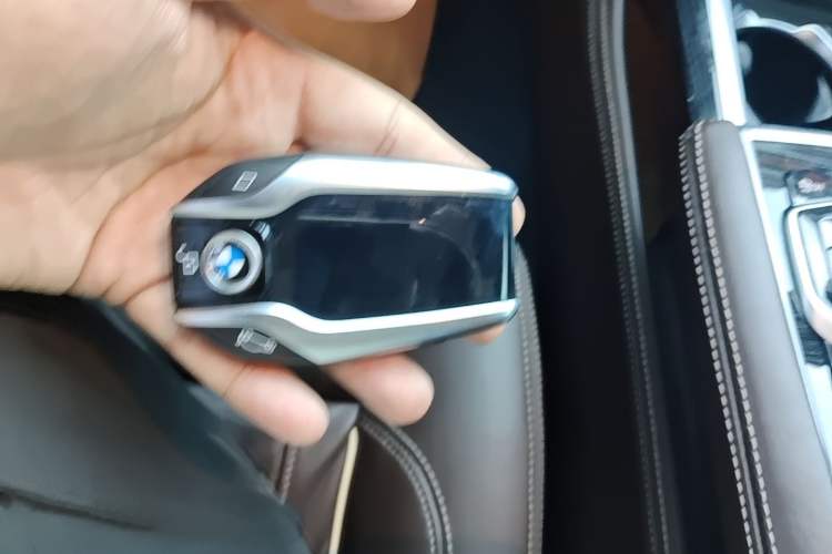 Used BMW 7 Series 2019 Restyled 730Li M Sport Package Vehicle Key