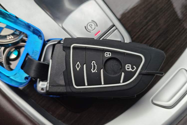 Used BMW 7 Series 2019 730Li Luxury Package Vehicle Key