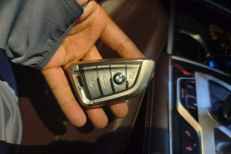 Used BMW 7 Series 2019 Restyled 730Li M Sport Package Vehicle Key