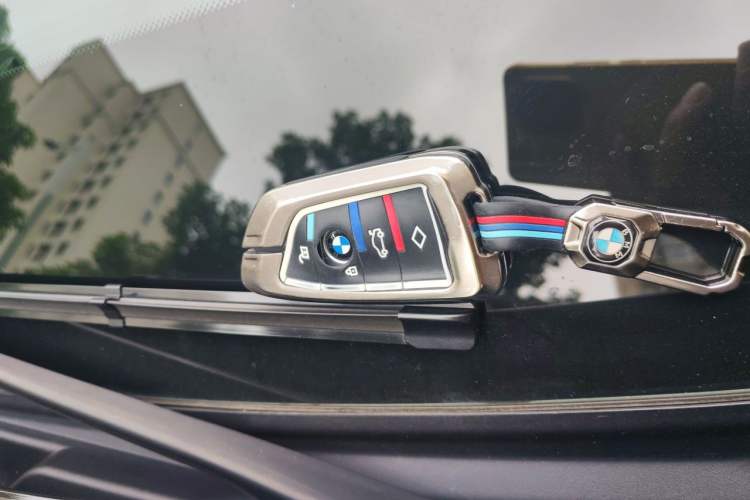 Used BMW 7 Series 2019 Updated 730Li Luxury Package Vehicle Key