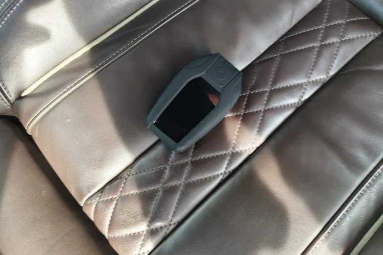 Used BMW 7 Series 2019 730Li M Sport Package Vehicle Key