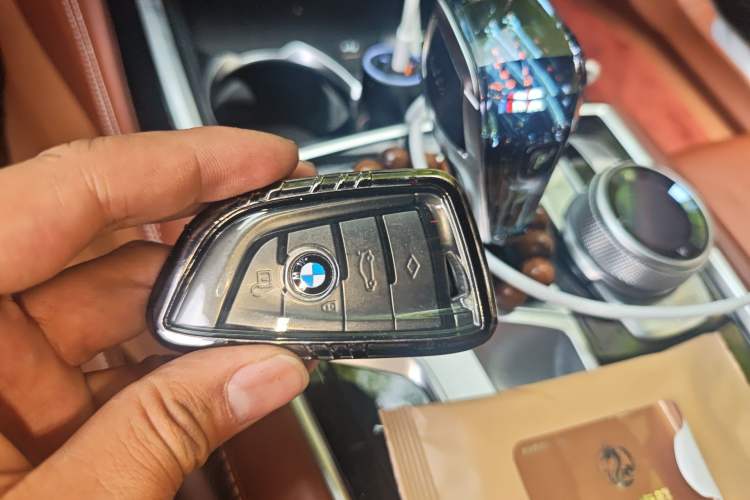 Used BMW 7 Series 2019 Restyled 740Li xDrive Executive M Sport Package Vehicle Key