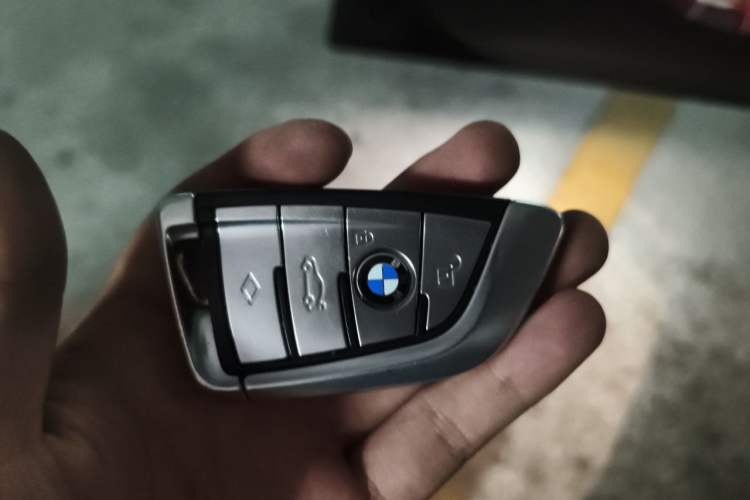 Used BMW 7 Series 2019 Restyled 740Li Leading Luxury Package Vehicle Key