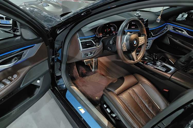 Used BMW 7 Series 2019 Restyled 730Li M Sport Package Driver Seat
