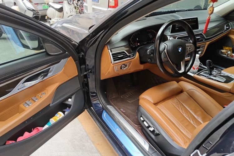 Used BMW 7 Series 2019 730Li Luxury Package Driver Seat