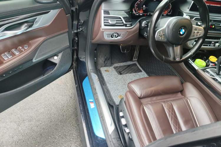 Used BMW 7 Series 2019 730Li M Sport Package Driver Seat