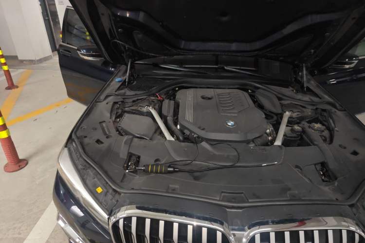 Used BMW 7 Series 2019 Restyled 740Li xDrive Executive M Sport Package Engine Bay Right