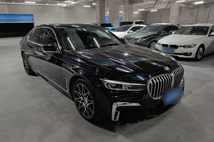 Used BMW 7 Series 2019 Restyled 730Li M Sport Package Front Right 45 Deg
